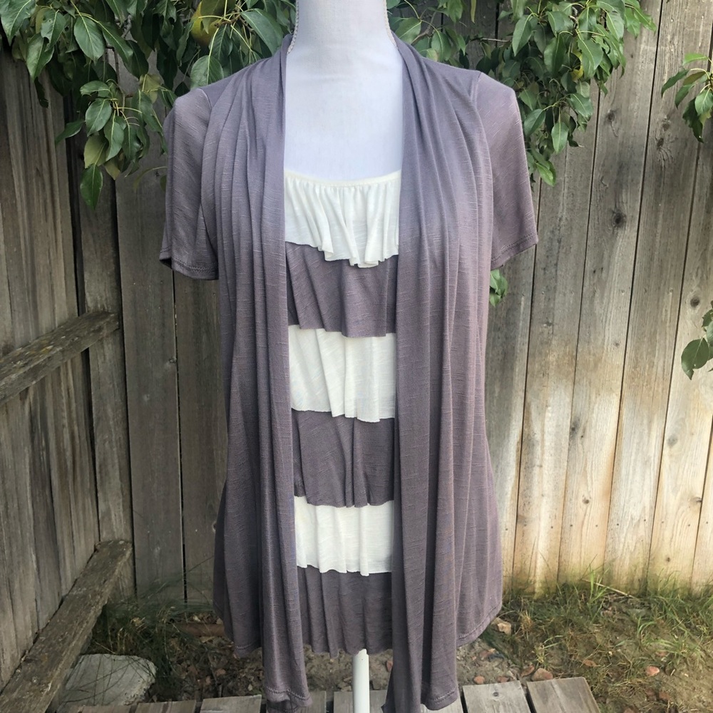 Andrea Missy Layered Grey/White Top l